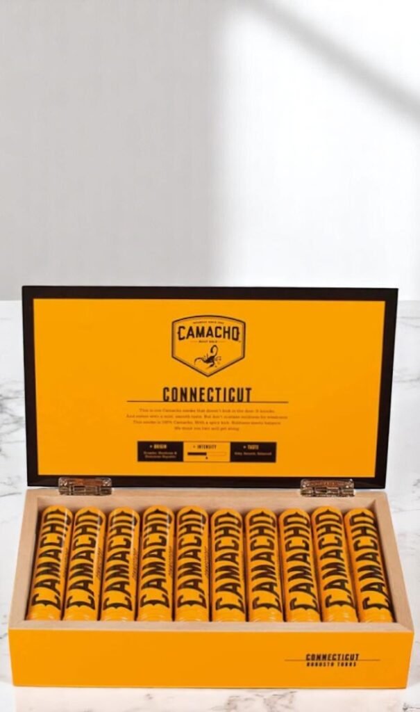 Camacho Connecticut Robusto Tubo 5x50 imported cigarette 159xblix product photo