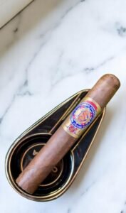 Famous Dominican 2000 5 imported cigarette 159xblix product photo