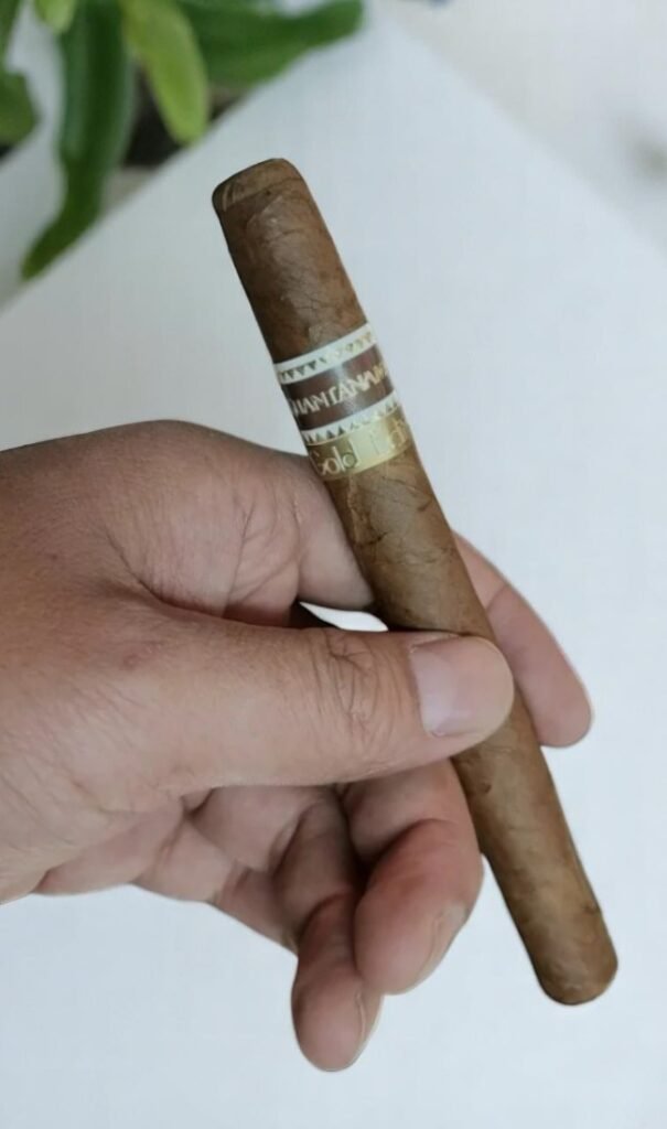 Guantanamera Coronas Tubo Gold Edition 6 imported cigarette 159xblix product photo