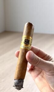 Hoyo De Monterrey Excalibur 5 1/4 imported cigarette 159xblix product photo