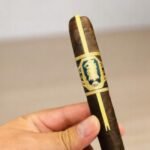 Liga Undercrown 10 Toro 6 imported cigarette 159xblix product photo