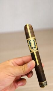 Liga Undercrown 10 Toro 6 imported cigarette 159xblix product photo