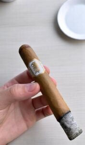 Liga Undercrown Connecticut Shade 6 imported cigarette 159xblix product photo