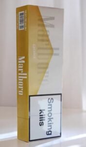 Marlboro Gold Normal imported cigarette 159xblix product photo
