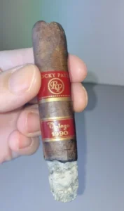 Rocky Patel Vintage 1990 5 imported cigarette 159xblix product photo