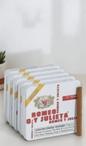 Romeo Y Julieta Miniatures Mini White Original 2 7/8x20 imported cigarette 159xblix product photo