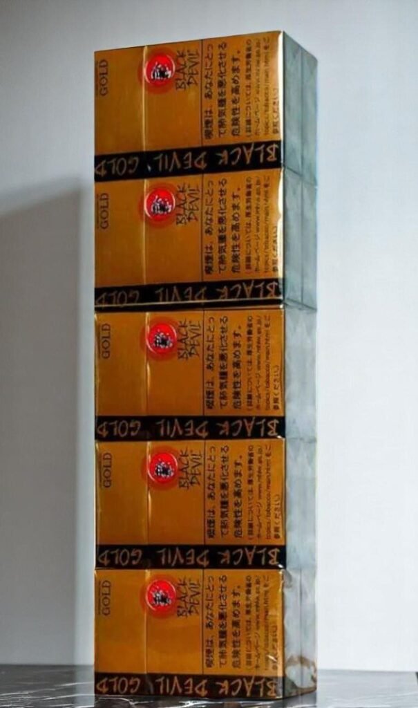 Black Devil Gold (Japan) imported cigarette 159xblix product photo