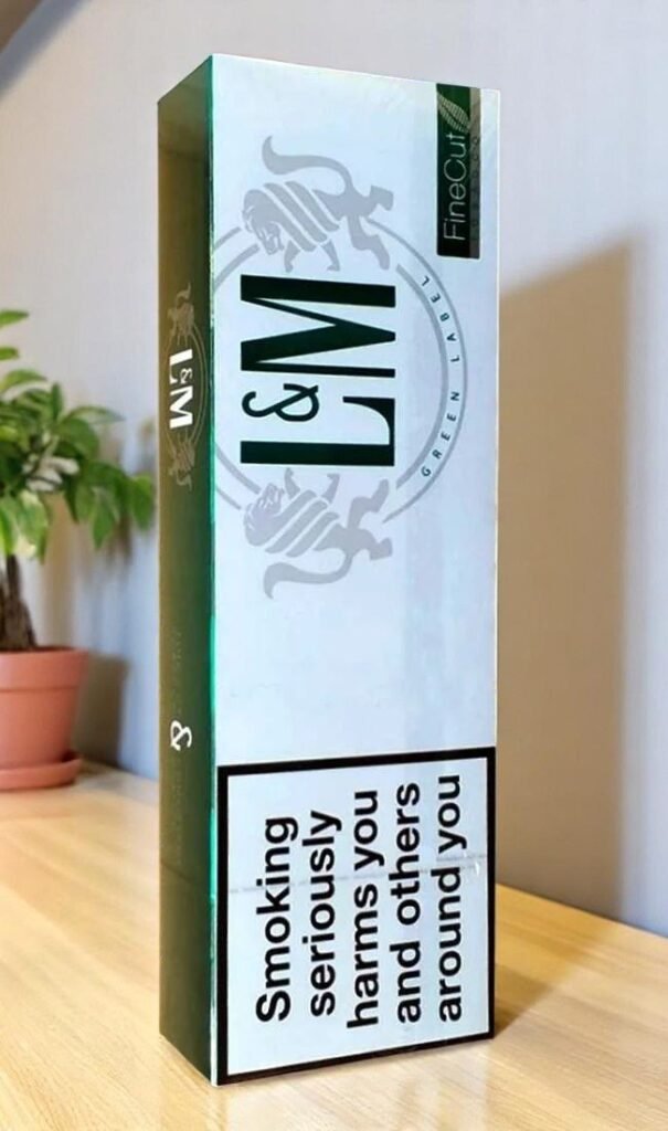 L&M Menthol (ซองแข็ง) imported cigarette 159xblix product photo