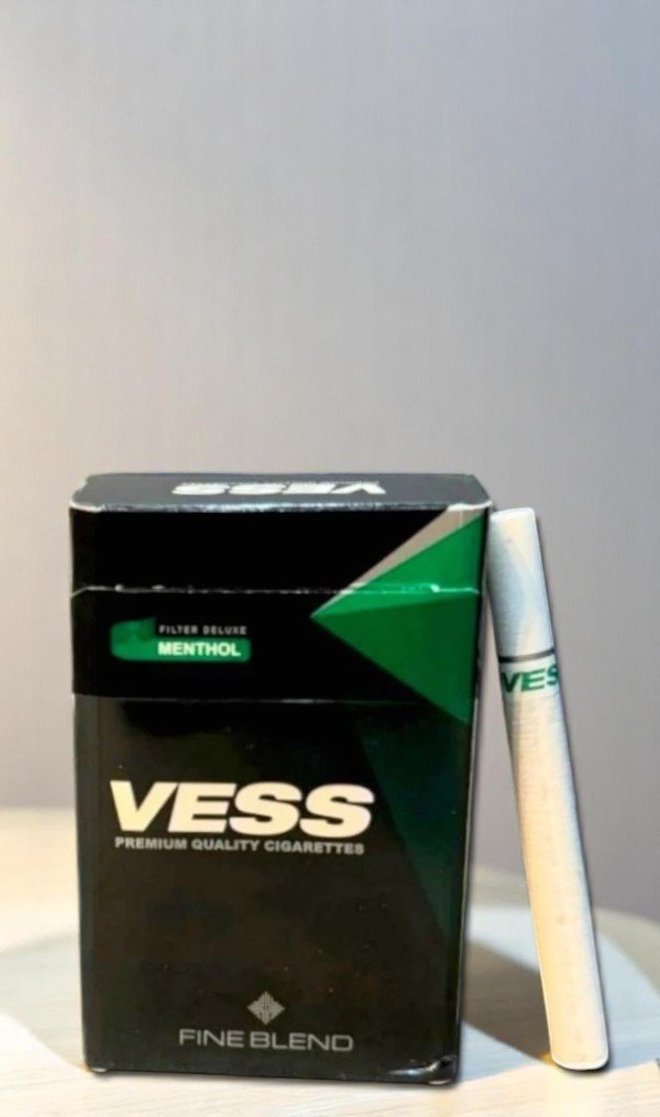 VESS Fine Blend Black Menthol imported cigarette 159xblix product photo