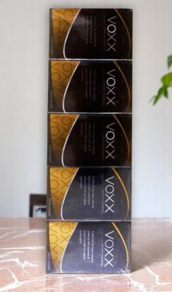 Voxx Black imported cigarette 159xblix product photo